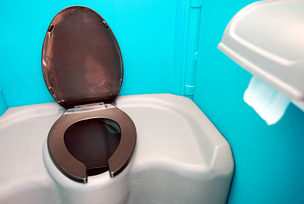 Best Luxury portable toilet rental  in Findlay, OH